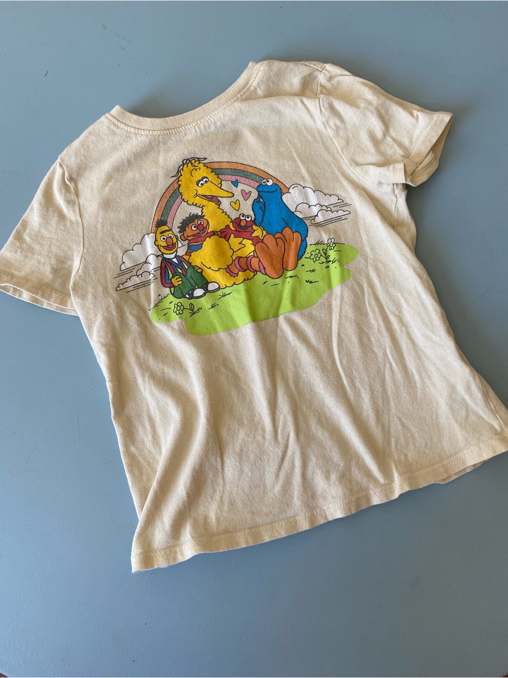 Old Navy Pale Yellow 4T Sesame Street Rainbow Character Tee